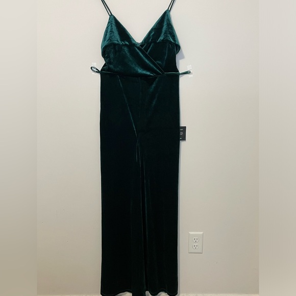Lulu’s Kylinna Forest Green Jumpsuit L NWT missing belt! - Picture 4 of 6